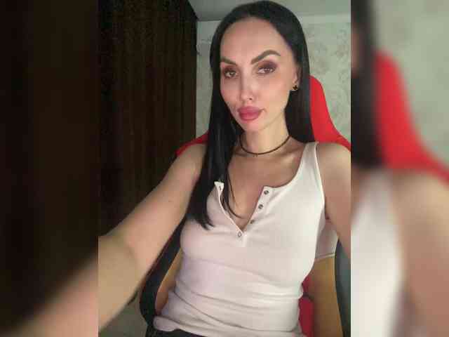 AnnaBlackFlame webcam