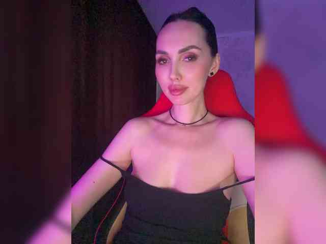 AnnaBlackFlame webcam