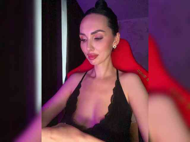 AnnaBlackFlame webcam