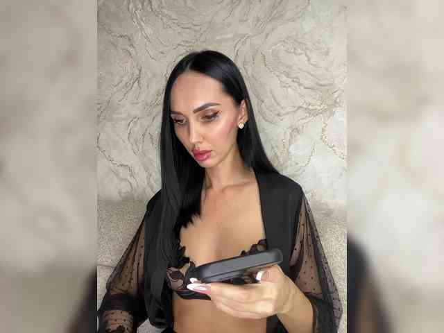 AnnaBlackFlame webcam
