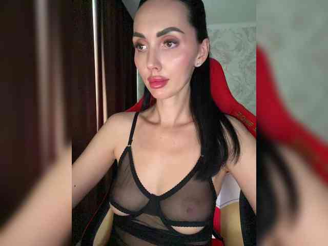 AnnaBlackFlame webcam