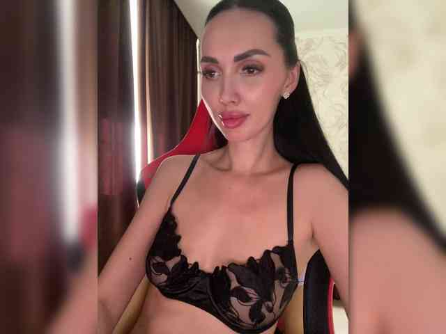 AnnaBlackFlame webcam