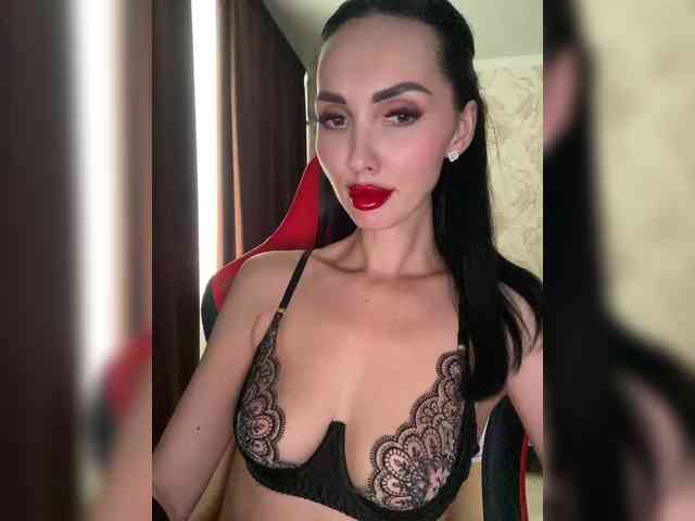 AnnaBlackFlame webcam