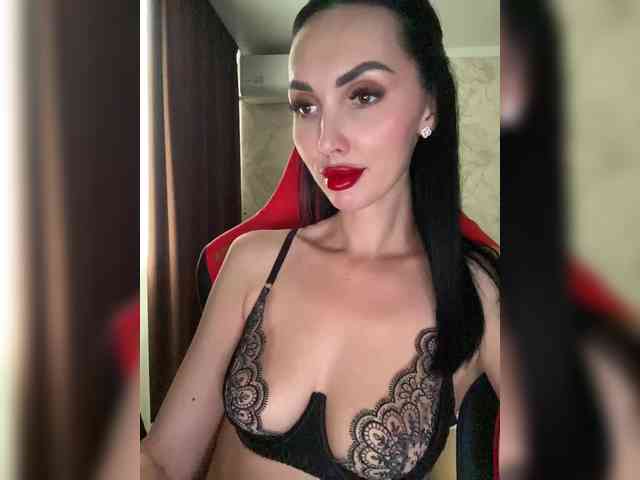 AnnaBlackFlame webcam