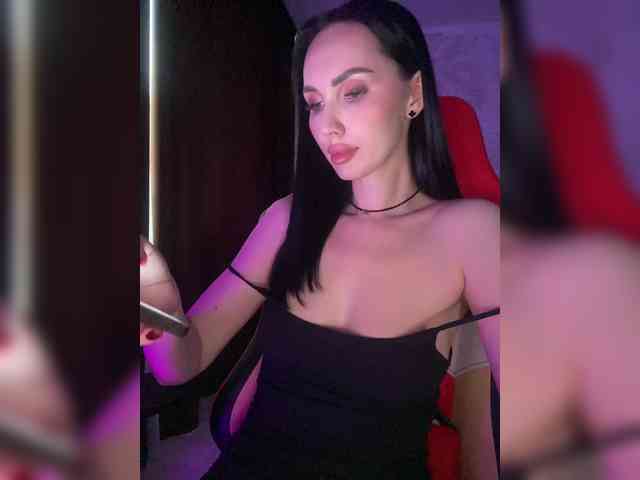 AnnaBlackFlame webcam