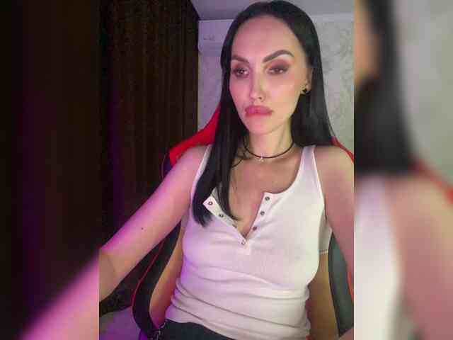 AnnaBlackFlame webcam