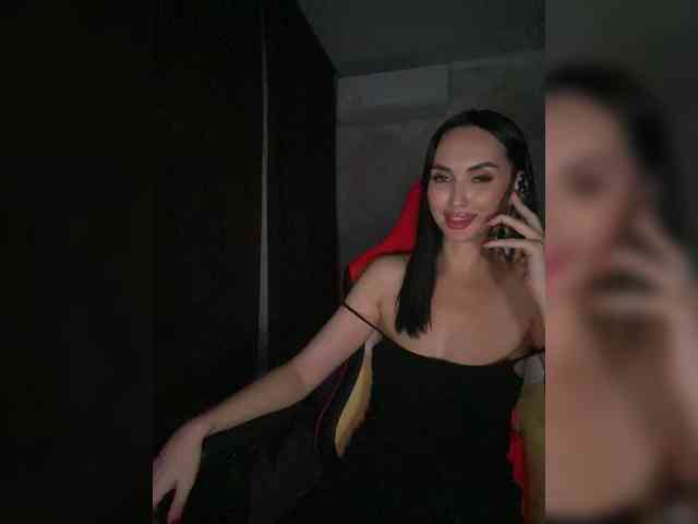 AnnaBlackFlame webcam