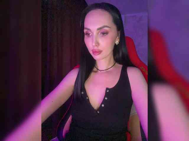 AnnaBlackFlame webcam