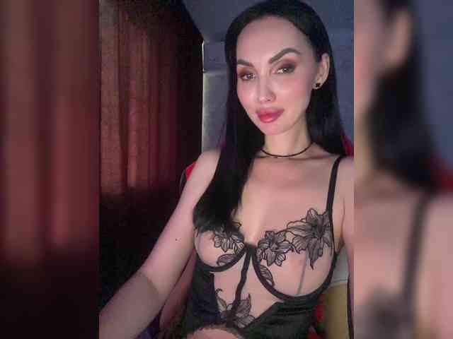 AnnaBlackFlame webcam