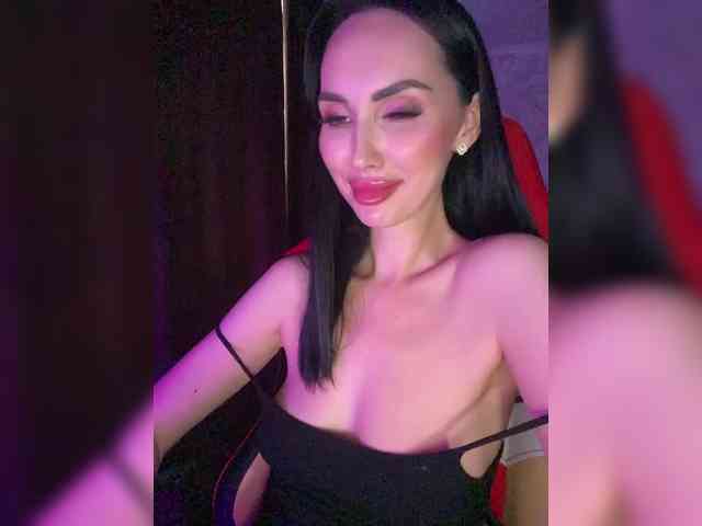 AnnaBlackFlame webcam