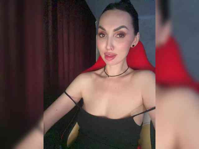 AnnaBlackFlame webcam