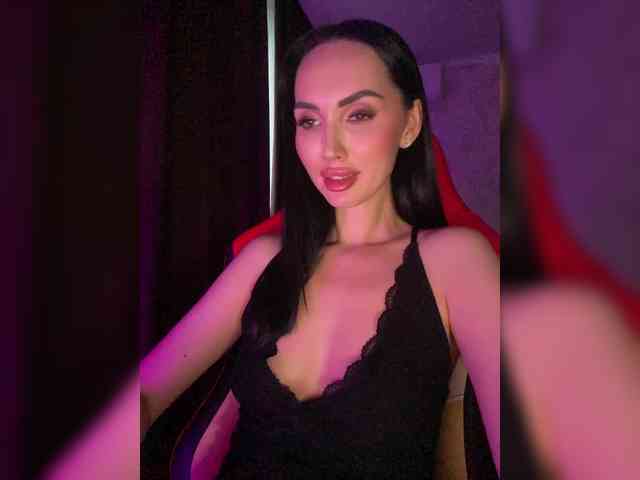 AnnaBlackFlame webcam