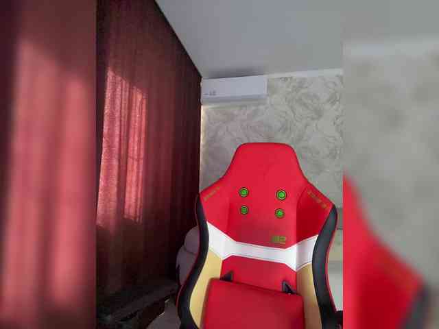 Anna-Dzhiganovna webcam