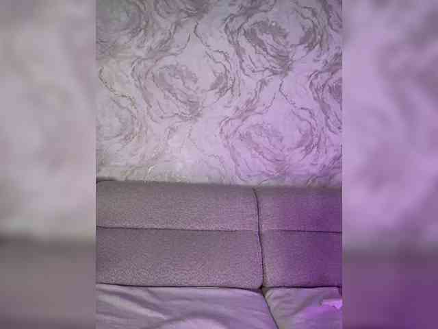 AnnaBlackFlame webcam