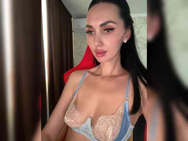 AnnaBlackFlame webcam
