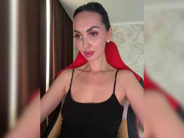 AnnaBlackFlame webcam