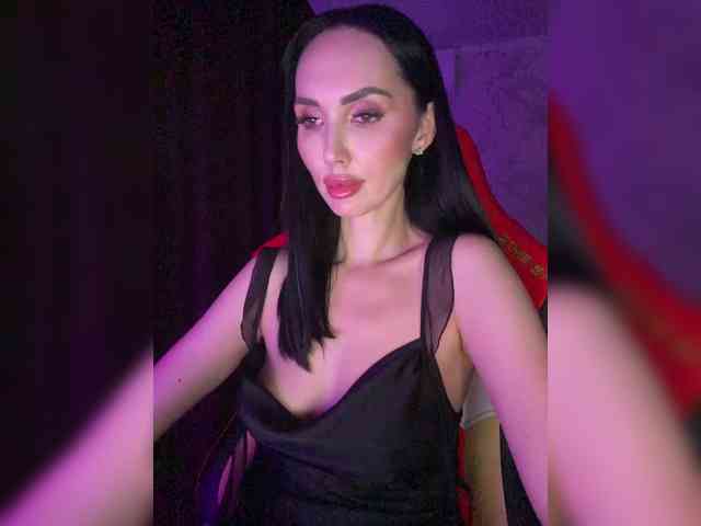 AnnaBlackFlame webcam