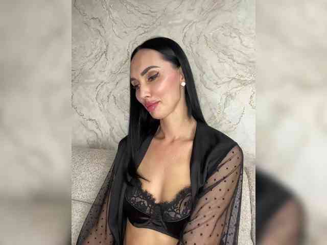 AnnaBlackFlame webcam