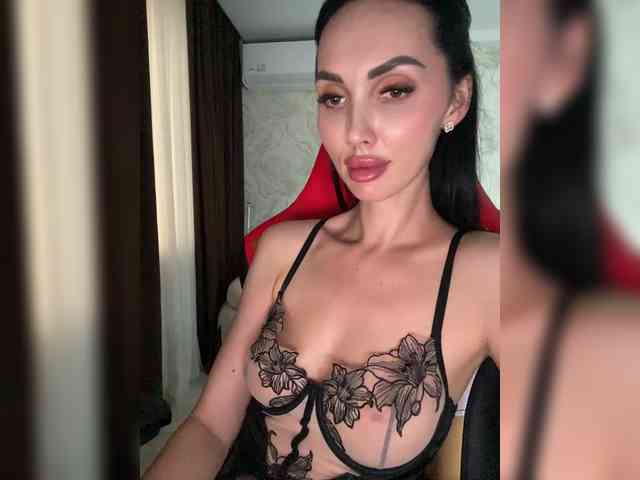 AnnaBlackFlame webcam