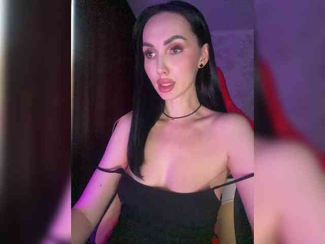 AnnaBlackFlame webcam