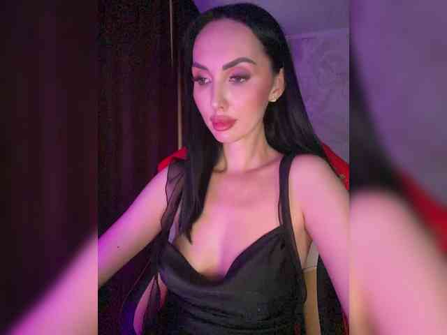 AnnaBlackFlame webcam