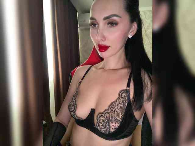 AnnaBlackFlame webcam
