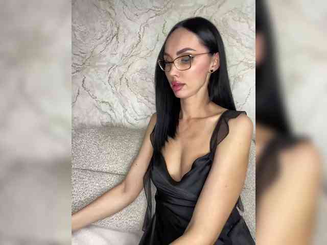 AnnaBlackFlame webcam