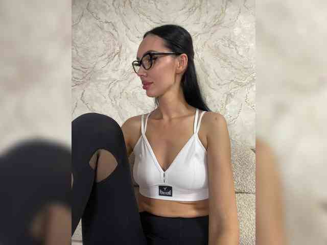 AnnaBlackFlame webcam