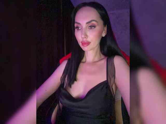 AnnaBlackFlame webcam