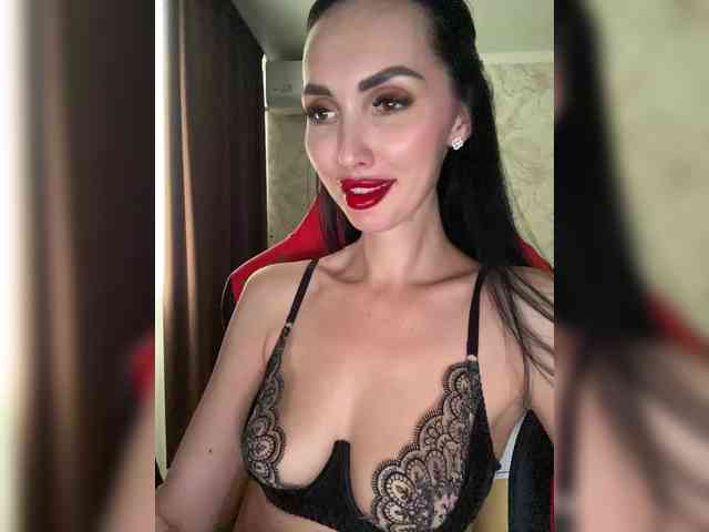 AnnaBlackFlame webcam
