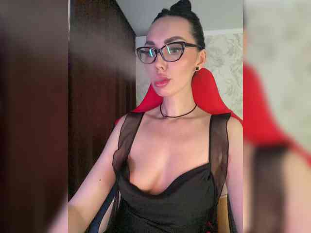 Anna-Dzhiganovna webcam