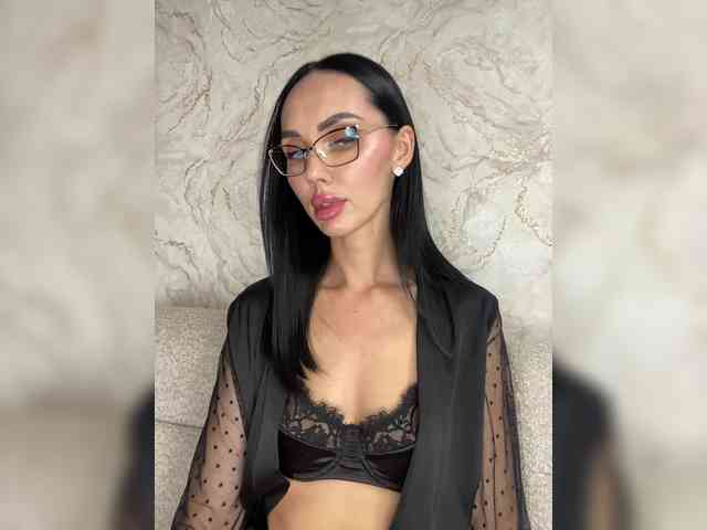 AnnaBlackFlame webcam