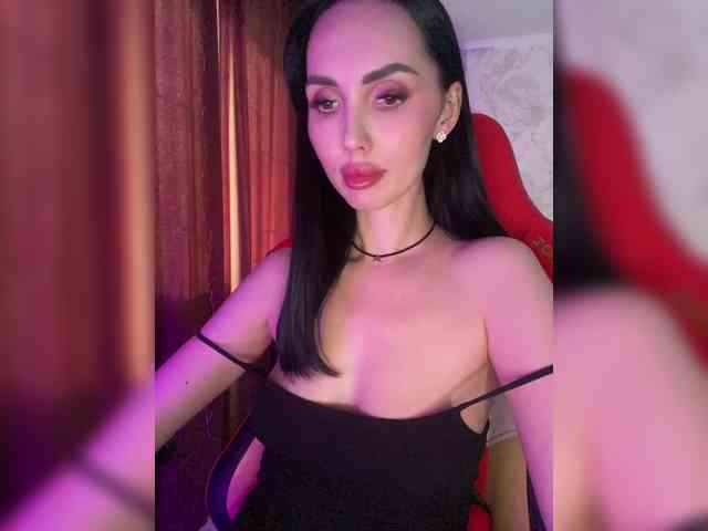 AnnaBlackFlame webcam