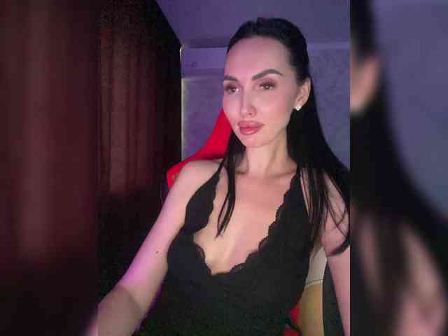 AnnaBlackFlame webcam