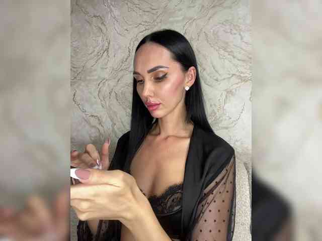 AnnaBlackFlame webcam