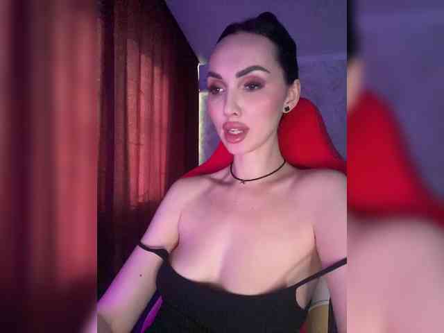 AnnaBlackFlame webcam