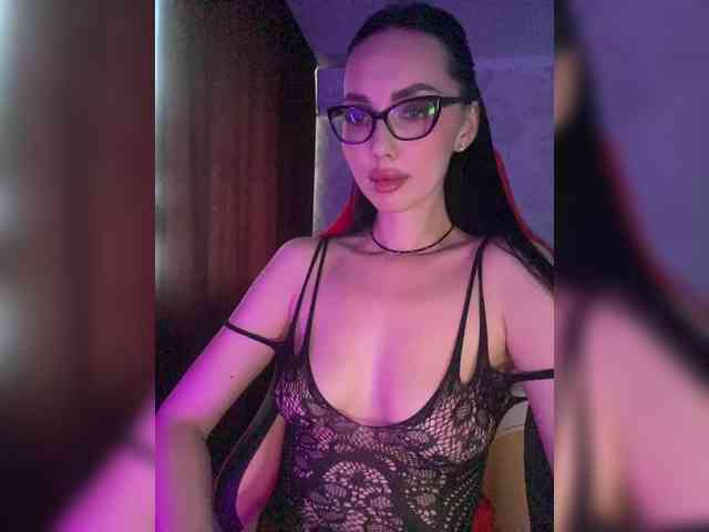 AnnaBlackFlame webcam