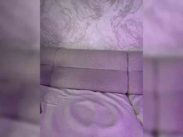 AnnaBlackFlame webcam