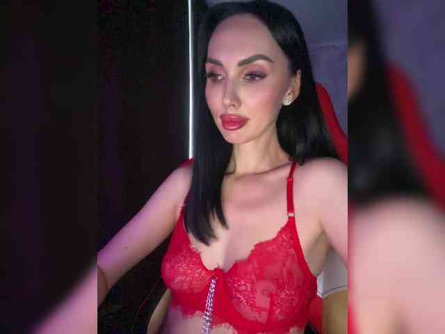 AnnaBlackFlame webcam