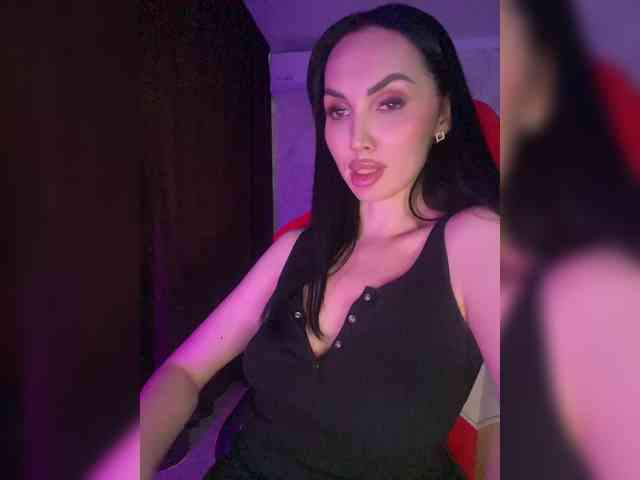 AnnaBlackFlame webcam