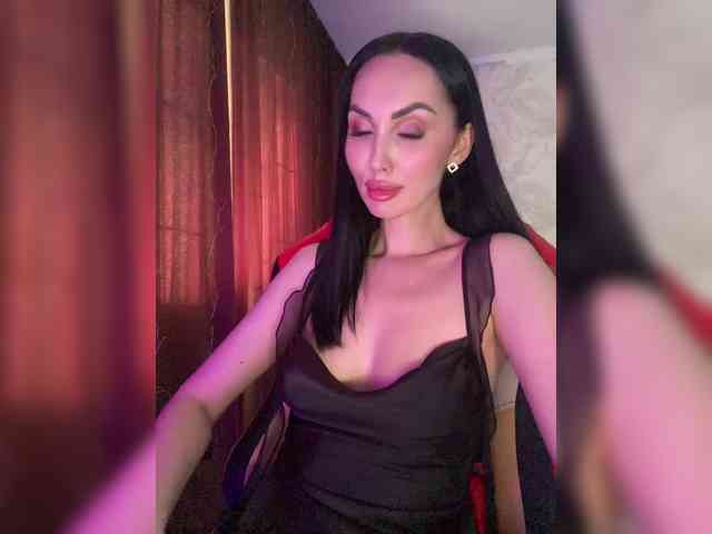 AnnaBlackFlame webcam