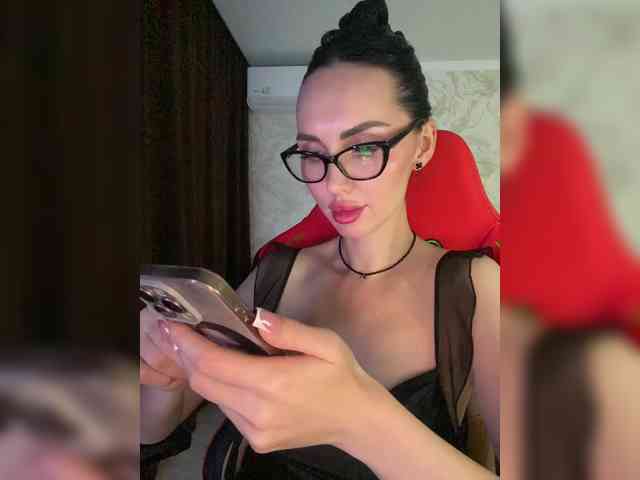 Anna-Dzhiganovna webcam