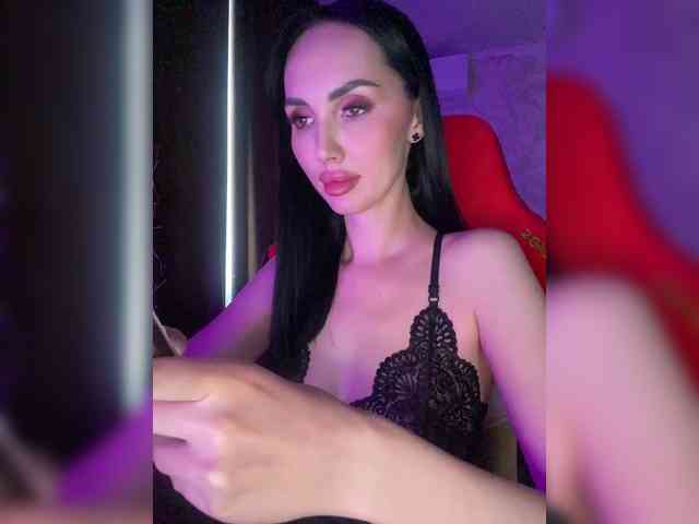 AnnaBlackFlame webcam