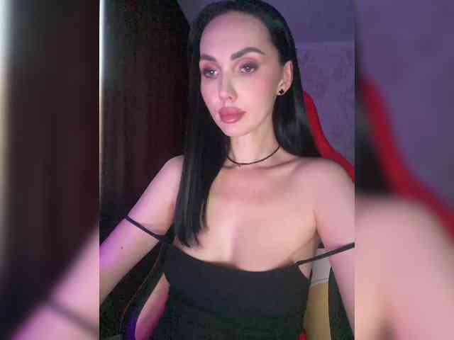 AnnaBlackFlame webcam