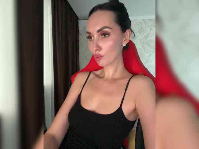 AnnaBlackFlame webcam
