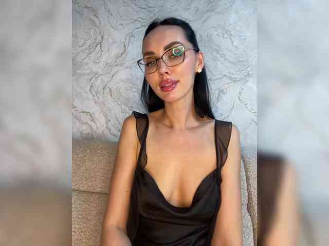 AnnaBlackFlame webcam