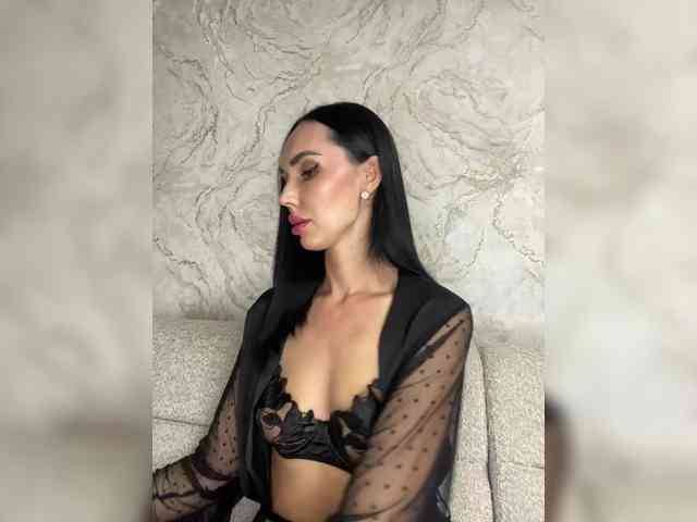 AnnaBlackFlame webcam