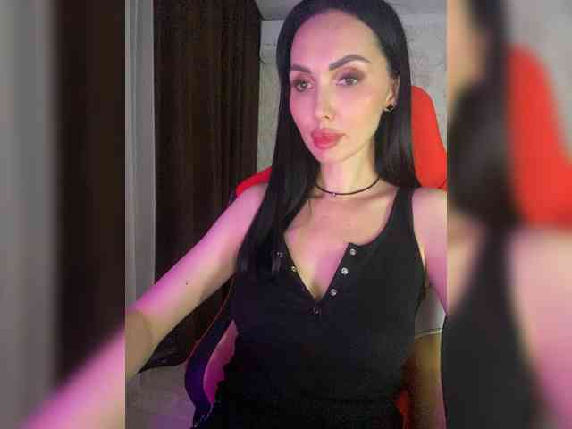 AnnaBlackFlame webcam