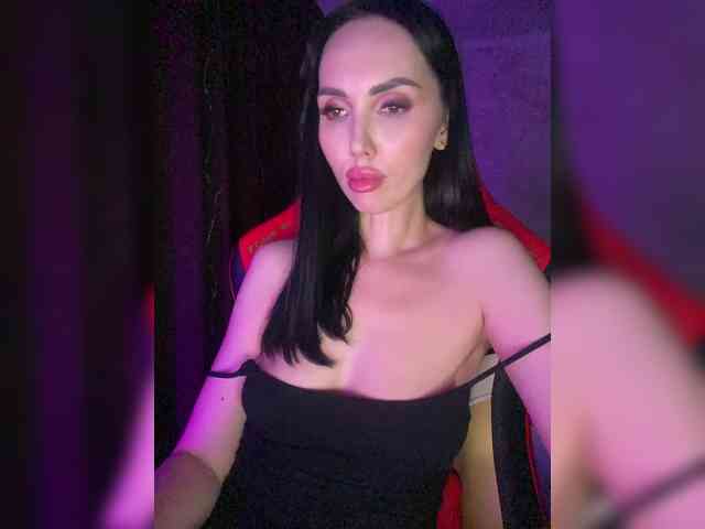 AnnaBlackFlame webcam