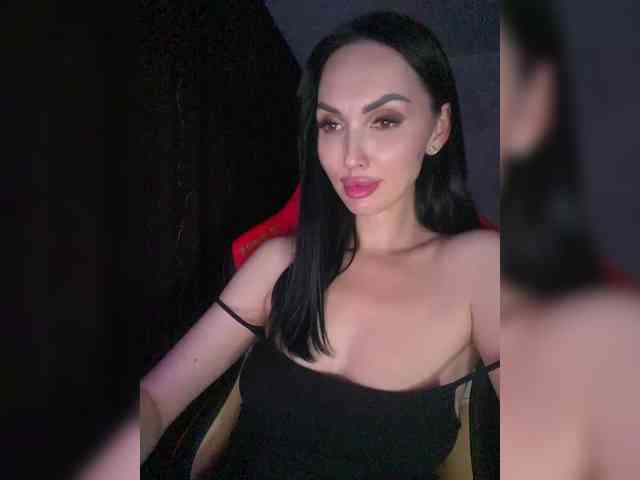 AnnaBlackFlame webcam